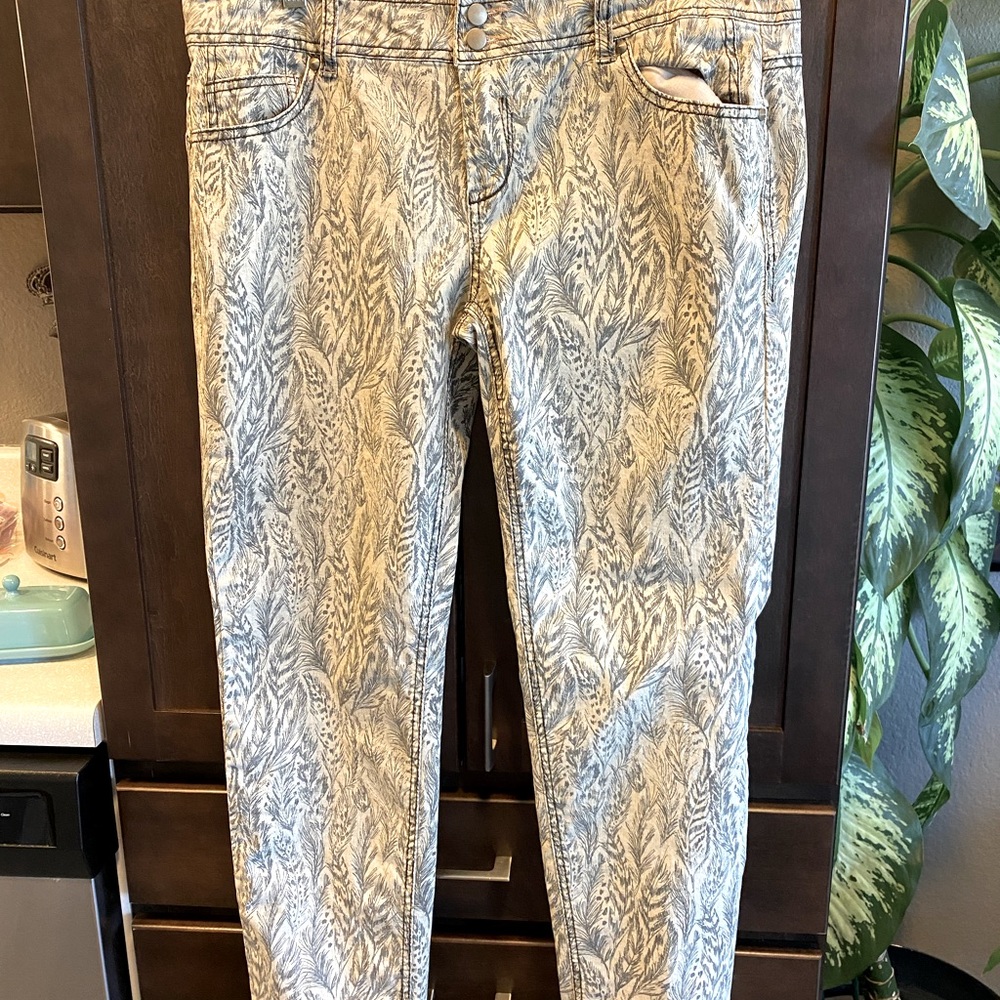 Fire Los Angeles print skinny jeans